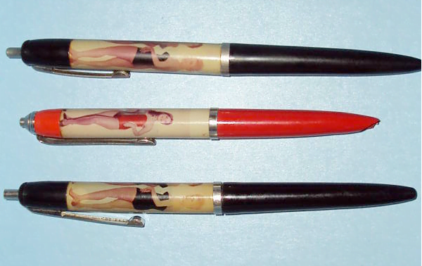 Hemijske olovke sa golim tetama